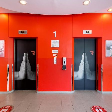 Red Planet Bangkok Asoke - Sha Extra Plus Exterior foto