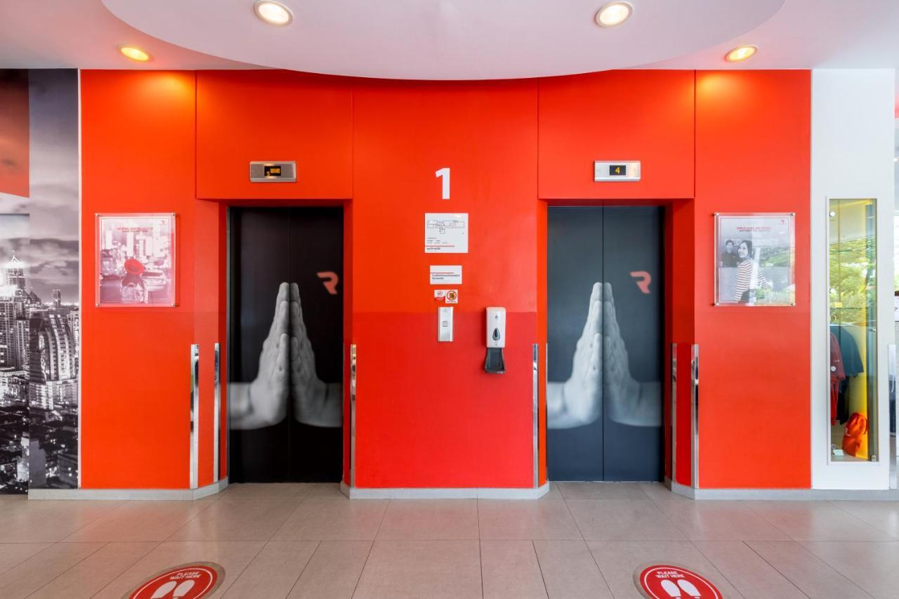 Red Planet Bangkok Asoke - Sha Extra Plus Exterior foto